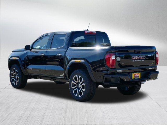 2024 GMC Canyon 4WD AT4