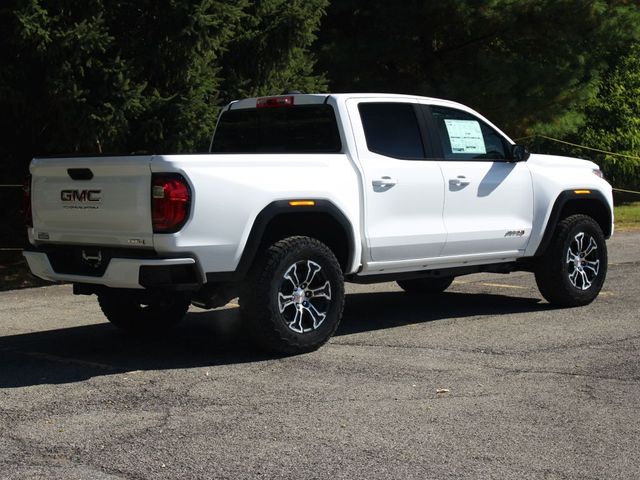 2024 GMC Canyon 4WD AT4