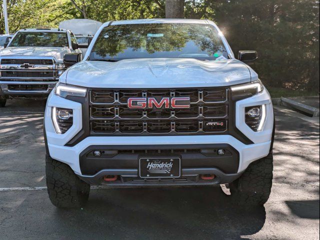 2024 GMC Canyon 4WD AT4