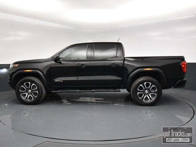 2024 GMC Canyon 4WD AT4