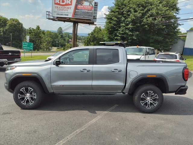 2024 GMC Canyon 4WD AT4