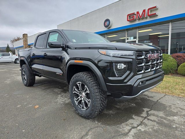 2024 GMC Canyon 4WD AT4