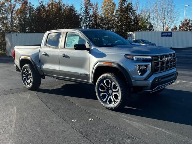 2024 GMC Canyon 4WD AT4