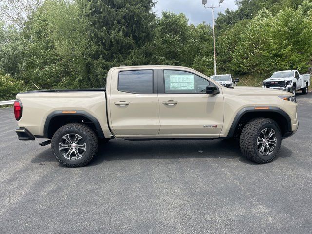 2024 GMC Canyon 4WD AT4