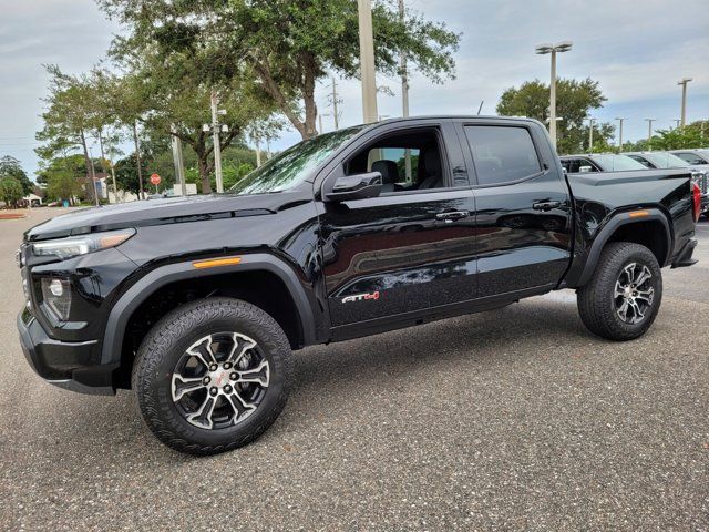 2024 GMC Canyon 4WD AT4