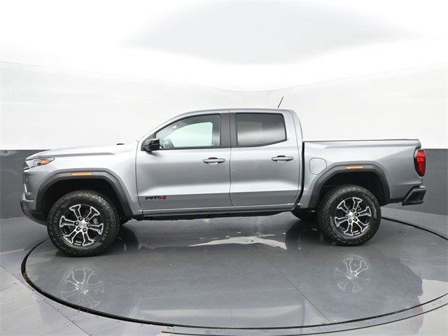 2024 GMC Canyon 4WD AT4