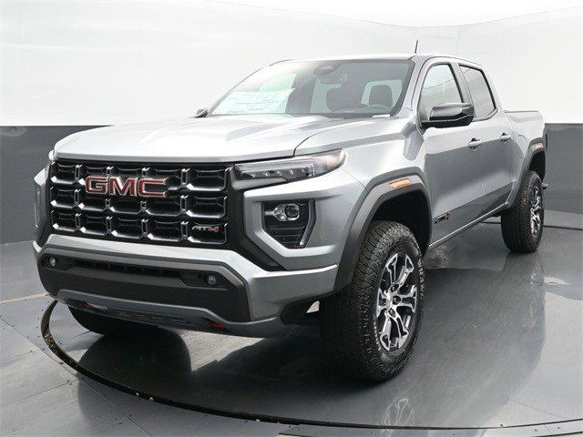 2024 GMC Canyon 4WD AT4