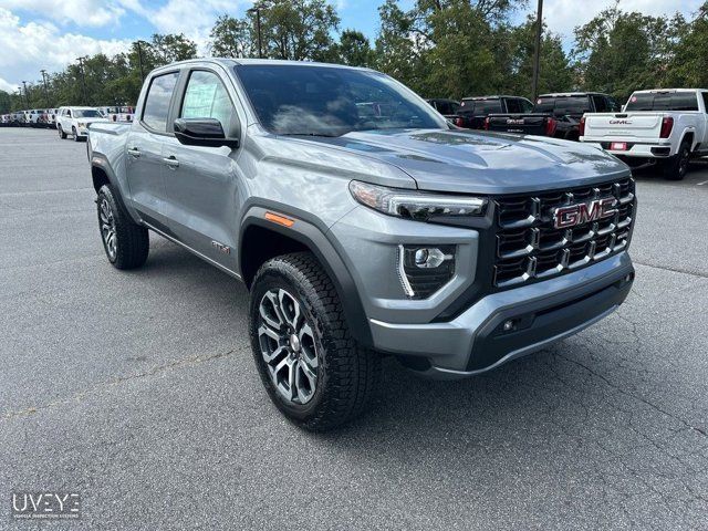 2024 GMC Canyon 4WD AT4