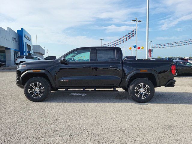 2024 GMC Canyon 4WD AT4