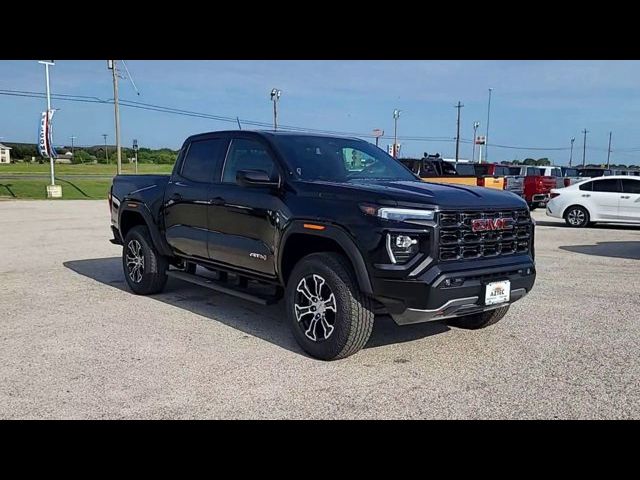 2024 GMC Canyon 4WD AT4