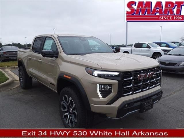 2024 GMC Canyon 4WD AT4