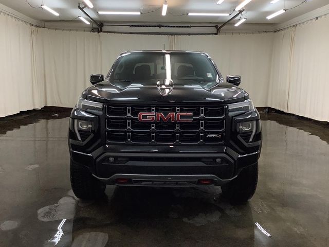 2024 GMC Canyon 4WD AT4