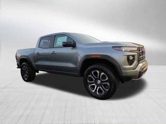 2024 GMC Canyon 4WD AT4