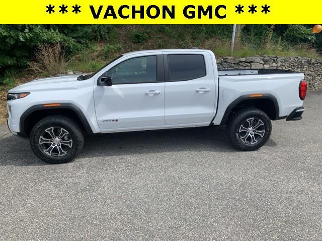 2024 GMC Canyon 4WD AT4