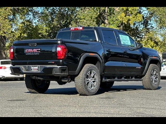 2024 GMC Canyon 4WD AT4