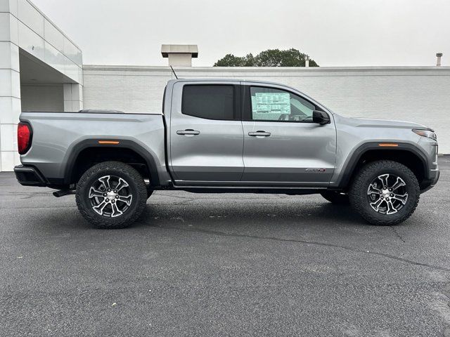 2024 GMC Canyon 4WD AT4