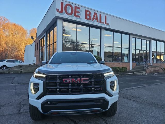 2024 GMC Canyon 4WD AT4