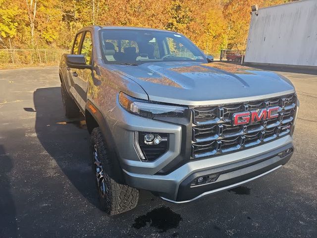 2024 GMC Canyon 4WD AT4