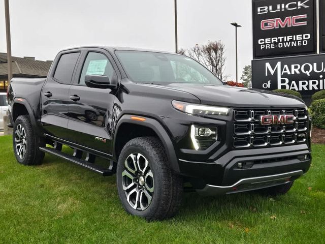 2024 GMC Canyon 4WD AT4