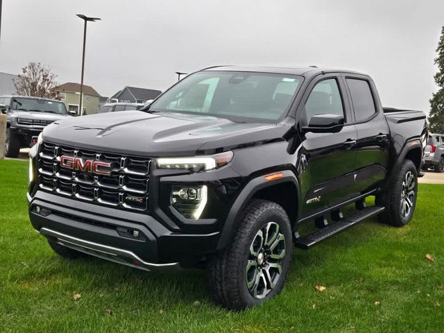 2024 GMC Canyon 4WD AT4