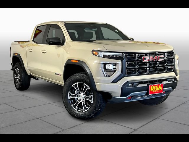 2024 GMC Canyon 4WD AT4