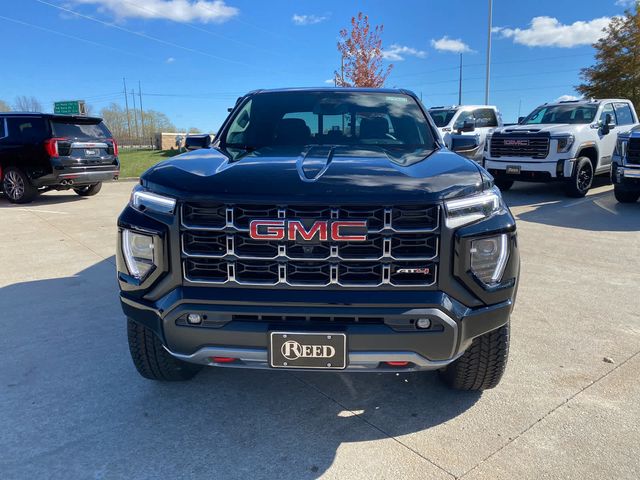 2024 GMC Canyon 4WD AT4