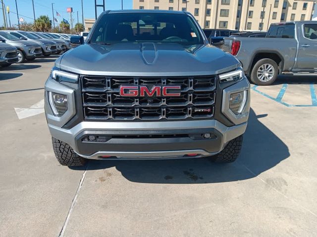 2024 GMC Canyon 4WD AT4