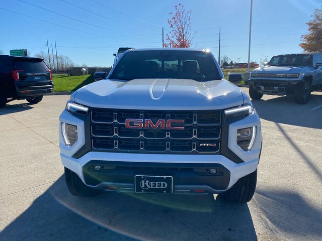 2024 GMC Canyon 4WD AT4