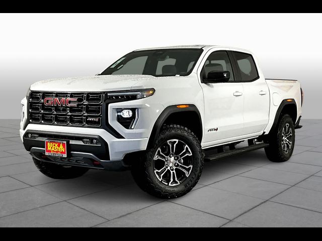 2024 GMC Canyon 4WD AT4