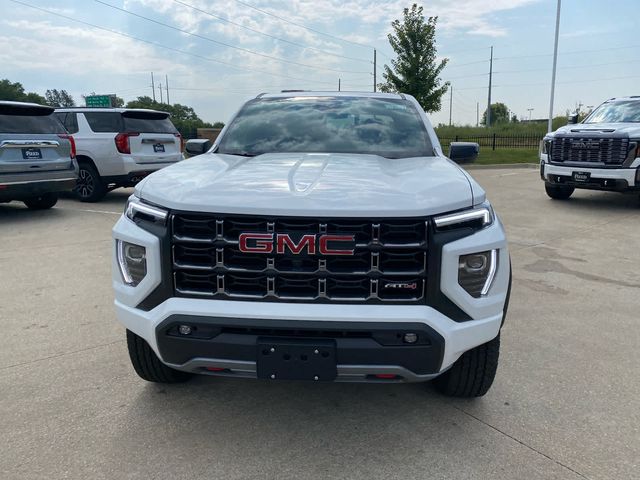 2024 GMC Canyon 4WD AT4