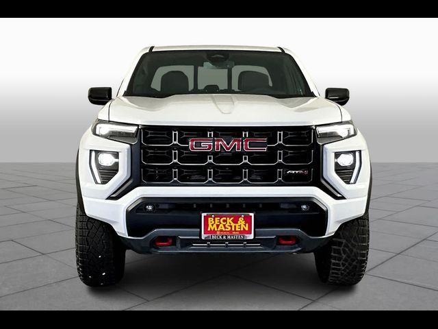 2024 GMC Canyon 4WD AT4