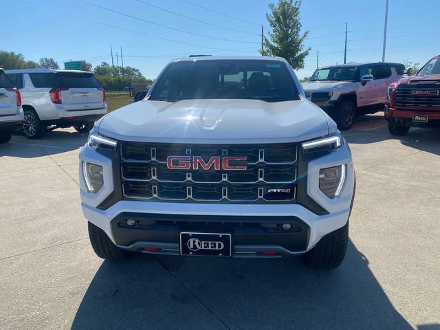 2024 GMC Canyon 4WD AT4