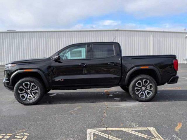 2024 GMC Canyon 4WD AT4