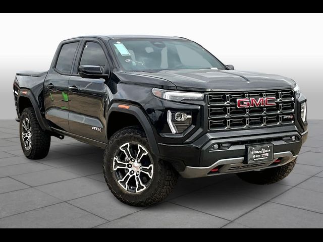 2024 GMC Canyon 4WD AT4