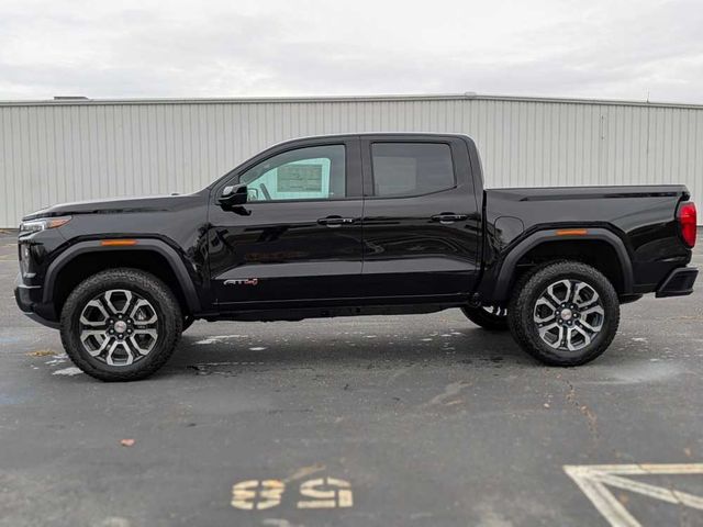 2024 GMC Canyon 4WD AT4