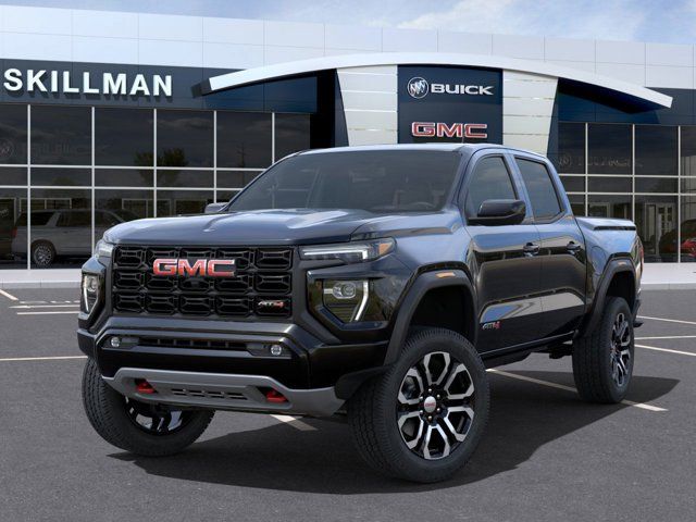 2024 GMC Canyon 4WD AT4