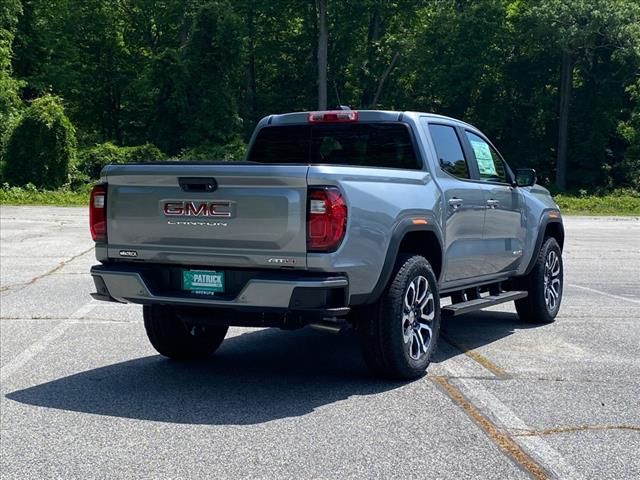 2024 GMC Canyon 4WD AT4