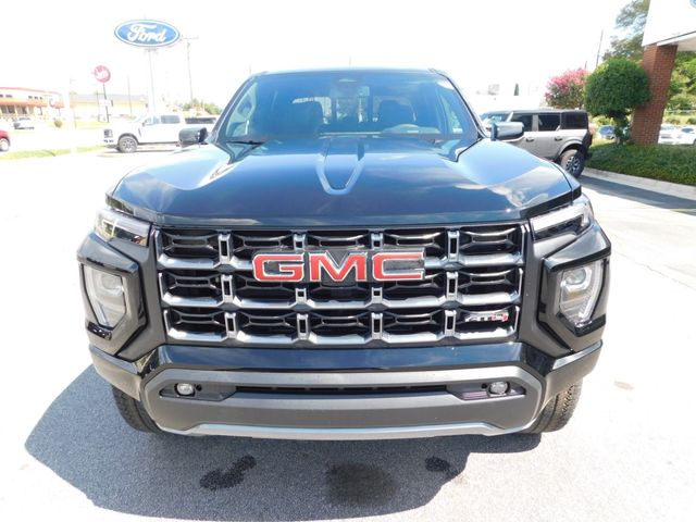 2024 GMC Canyon 4WD AT4