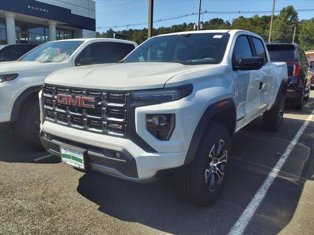 2024 GMC Canyon 4WD AT4