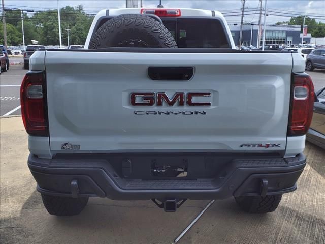 2024 GMC Canyon 4WD AT4X