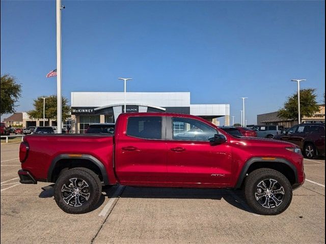 2024 GMC Canyon 4WD AT4