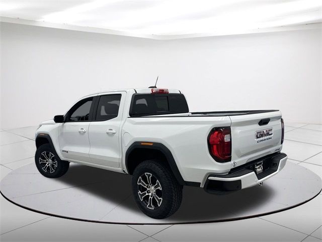 2024 GMC Canyon 4WD AT4