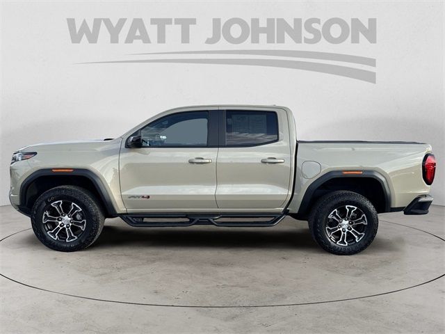 2024 GMC Canyon 4WD AT4