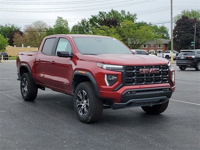 2024 GMC Canyon 4WD AT4