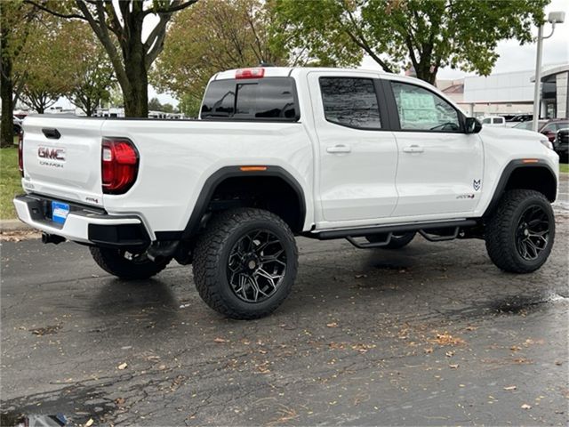 2024 GMC Canyon 4WD AT4