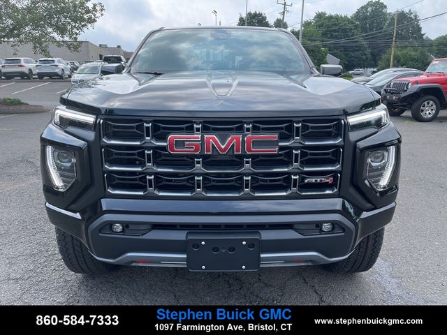 2024 GMC Canyon 4WD AT4