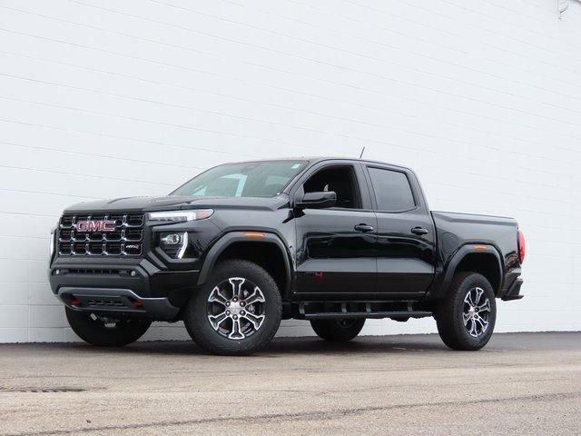 2024 GMC Canyon 4WD AT4