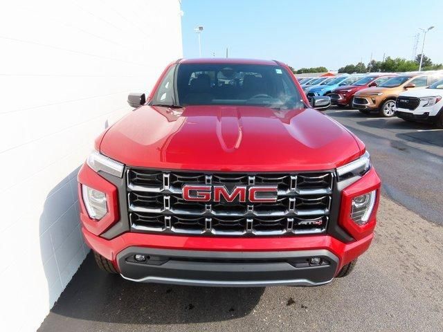 2024 GMC Canyon 4WD AT4