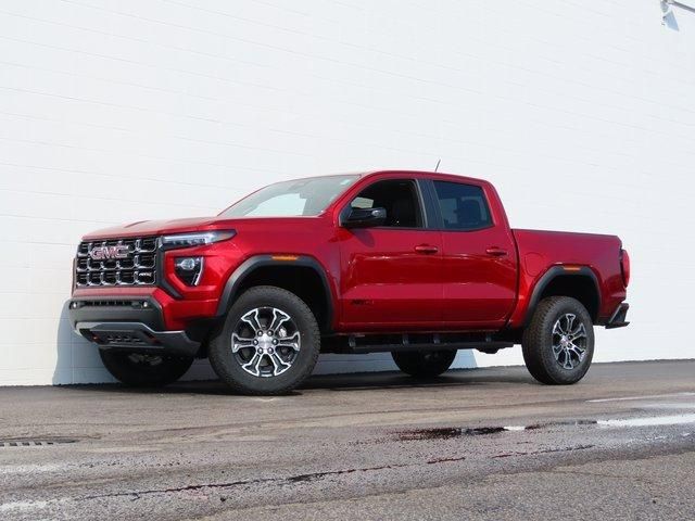 2024 GMC Canyon 4WD AT4