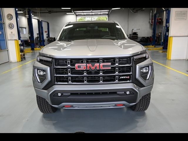 2024 GMC Canyon 4WD AT4